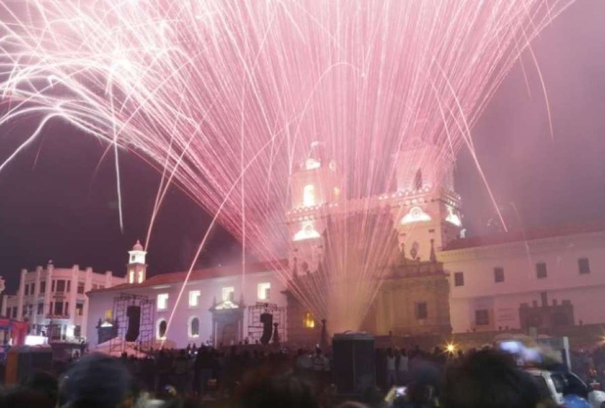 Las Fiestas de Quito se encienden con el pregón Red Ecuador