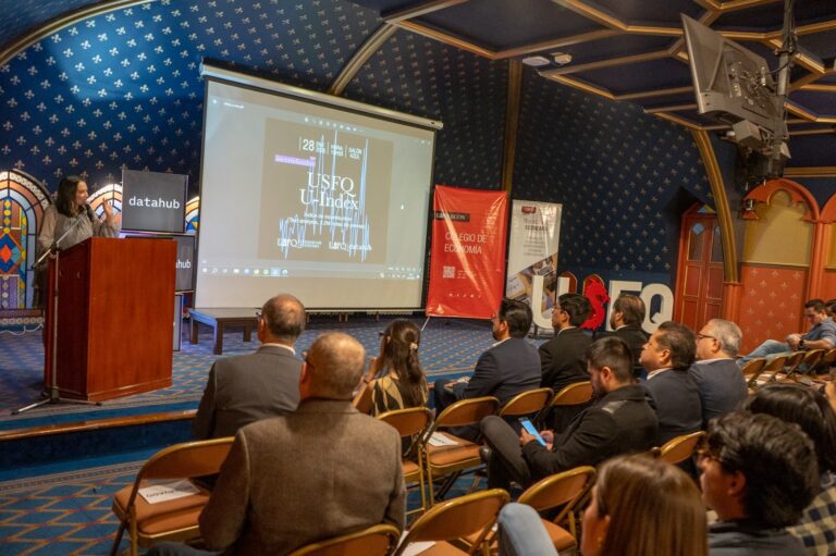 Índice innovador mide la incertidumbre económica y política de Ecuador