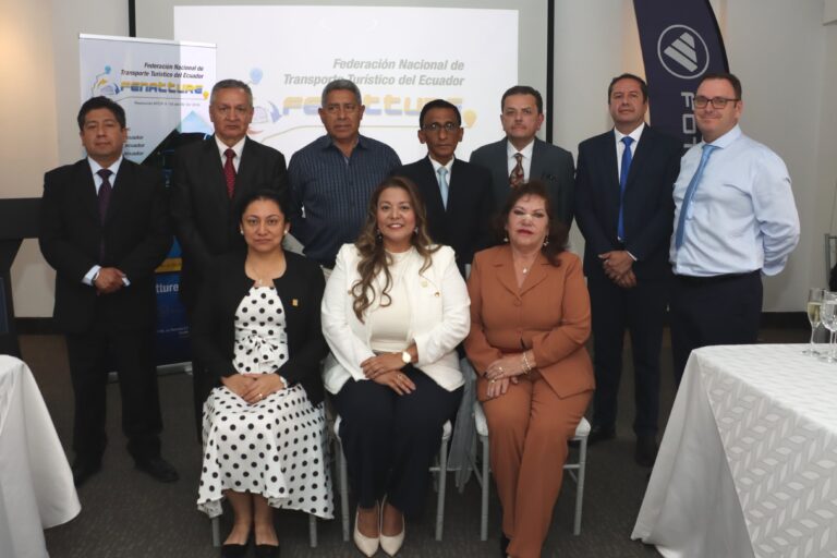 Nueva Directiva de FENATTURE lista para seguir trabajando en beneficio del Transporte Turístico del Ecuador