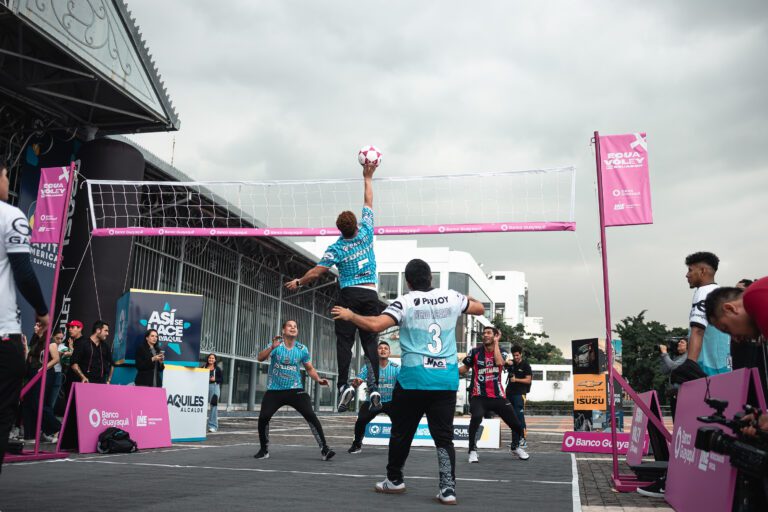 LA LIGA NACIONAL DE ECUAVÓLEY DECLARA EL 2026 COMO EL AÑO DEL ESPECTÁCULO TOTAL